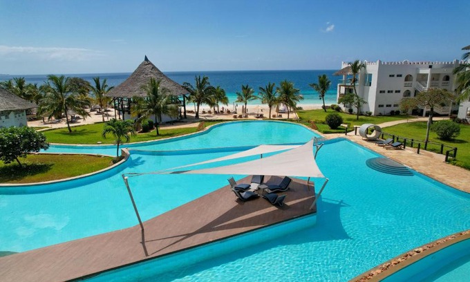 Nungwi Resort | Royal Zanzibar Beach Resort