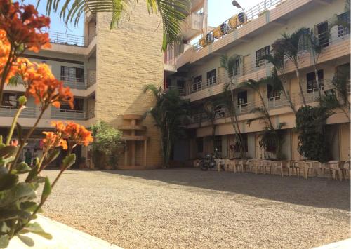 Nashik Hotel | Royale Heritage