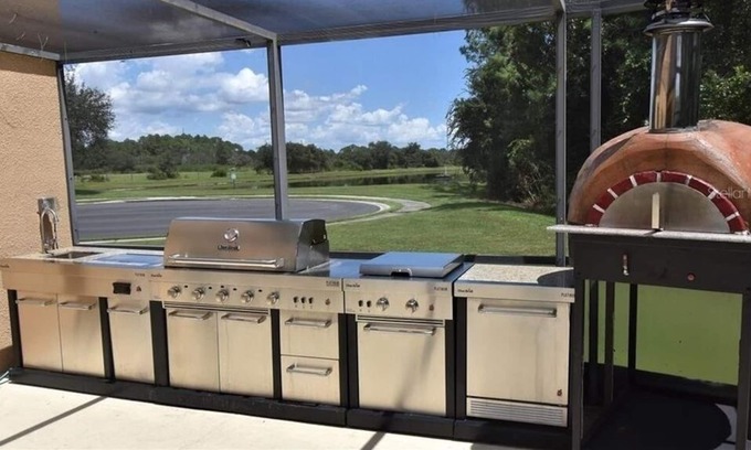 Sandy Ridge House | Royale: Lovely 5br Private Pool Home Sleeps 10 5 Bedroom Home