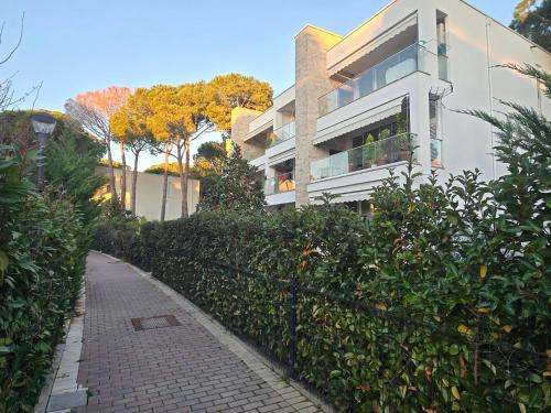 Ishem Apartment | Rozana's sweet home, San Pietro, Gjiri i Lalzit