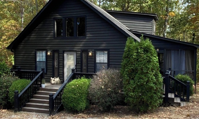Counce House | RRLAKEHOUSE-COZY CABIN IN HEART OF PICKWICK!🩵🏡nW/FUN BILLIARDS ROOM!🎱