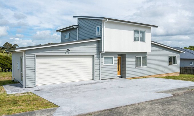 Ruakaka Cottage | Ruakaka Sands - Ruakaka Holiday Home