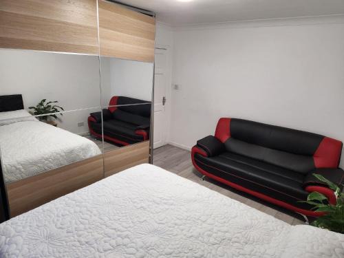 Trafford Bed & Breakfast | Rubies, Firs Road, Sale