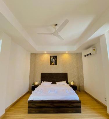 Vrindavan Villa | Rudra inn Peaceful 3BHK Villa near All Mandirs Vrindavan