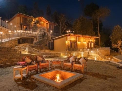 Almora Resort | Rudraa resort and restaurant