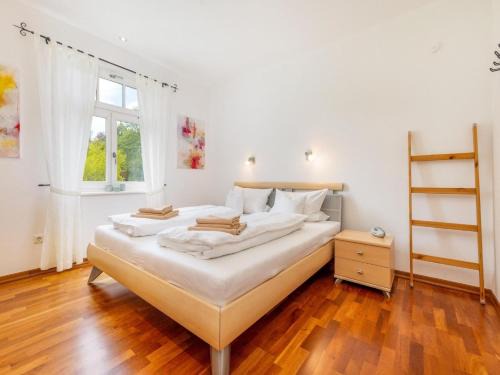 Zudar Apartment | Ruegenbrise-am-Wasser-Fewo-EG