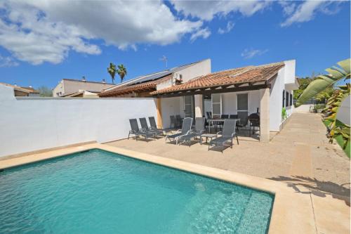 Alcudia Ski Chalet | Rufo - Casablanca House