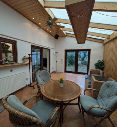 Neumuenster Apartment | Ruhige Unterkünfte nahe Einfelder See, perfekt für Erholung und Arbeit