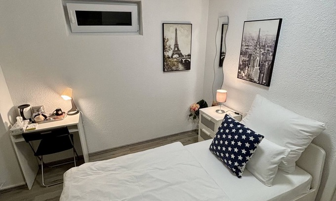 Langenfeld Apartment | Ruhiges & Gemütliches Einzelzimmer in Top Lage