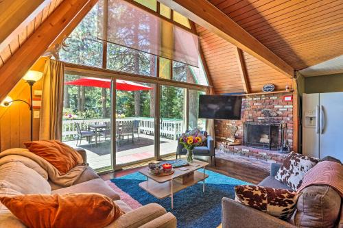 Running Springs House | Running Springs A-Frame with Deck and Mtn Views!
