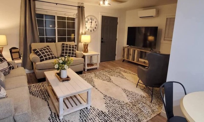 Rupert House | Rupert Bungalo - 2 bed 1 bath