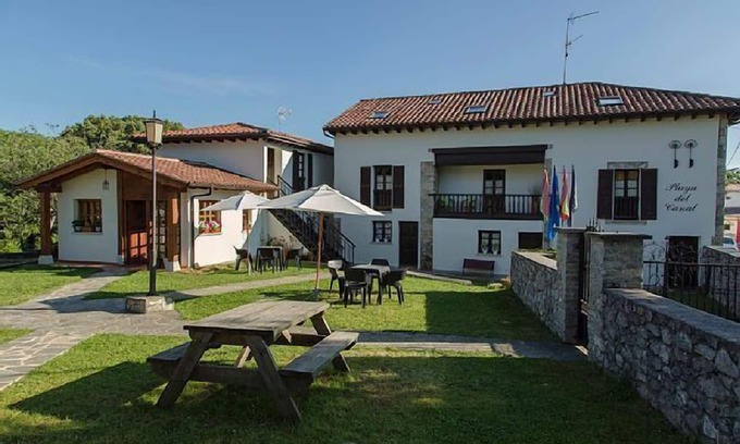 Villanueva de Pria Cottage | Rural apartment Playa del Canal for 3 people