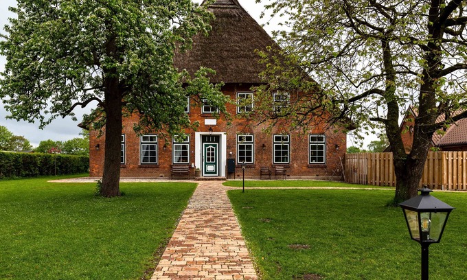 Bosdorf Hotel | Rural charm, modern living under thatch in the old farmhouse up to 6 people