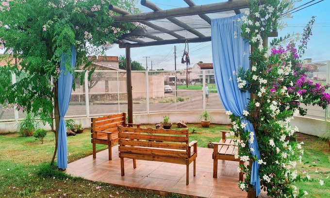 Londrina House | Rural Comfort and Tranquility