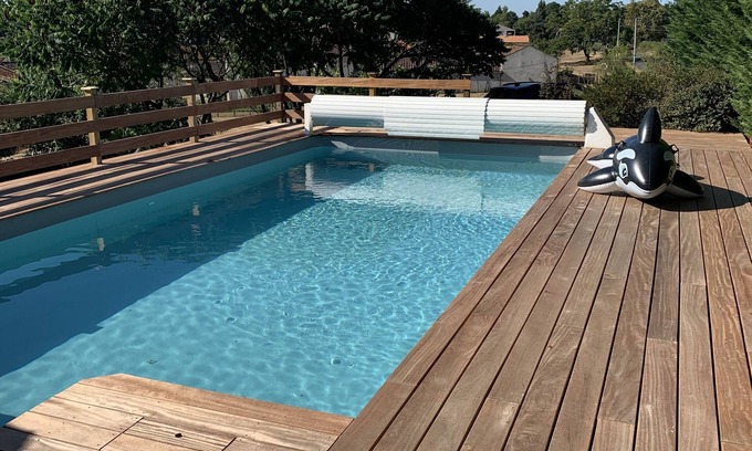 Saint-Hilaire-de-Voust Other | Rural farmhouse with private pool, ideal for families
