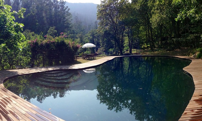 Puebla del Caraminal House | Rural farmhouse in the spring