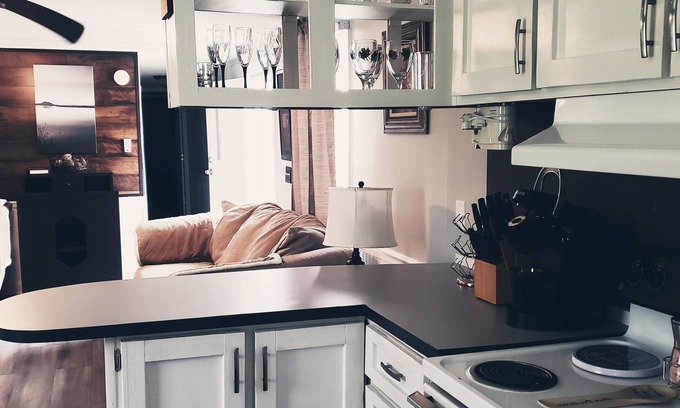 Hampstead House | Rural getaway..5 minutes to the beach