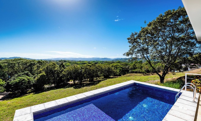 Rio Seco House | Rural living with mountain views and private pool!