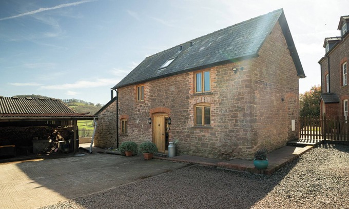 Abergavenny House | Rural Welsh Escape, 20 minutes to Abergavenny & The Wye Valley