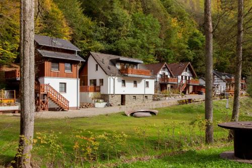 Simmerath Apartment | Rursee Schilsbachtal - Naturnahe Auszeit am Rursee - Eifel-Ferienwohnungen der besonderen Art