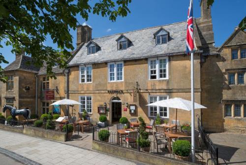 Broadway Bed & Breakfast | Russell's