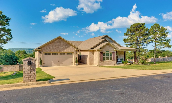 Russellville House | Russellville Home Near Hiking + Lake Access!