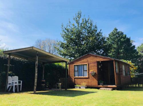 Underberg House | Rustic Cabin Sleepover