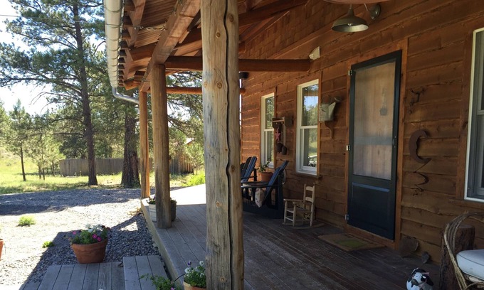 Roundup House | Rustic Elegance On 40 Secluded Acres.