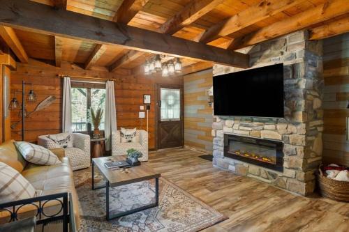 Locust Lake Village House | Rustic Luxury in the Pocono Mountains - Stag Lodge