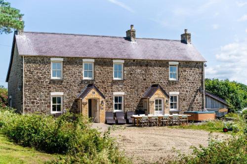 Narberth House | Rustic Rural Retreat with BBQ and Soft Play Room