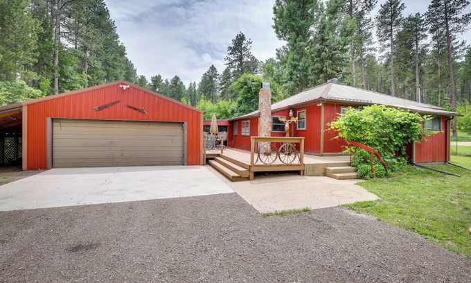 Sturgis Cabin | Rustic Sturgis Cabin Rental in Black Hills Forest!
