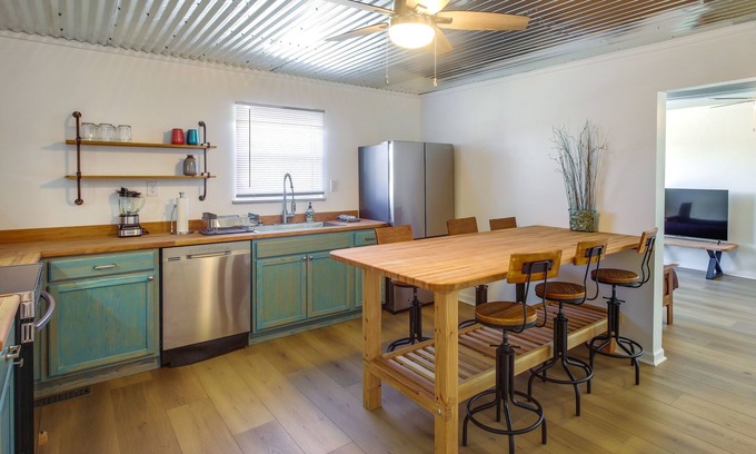 Lupton City House | Rustic Whitwell Home w/Grill, Near State Parks!