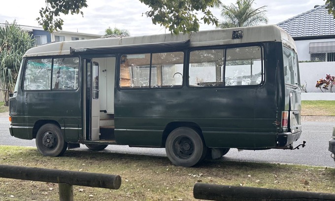 Pottsville House | RV. Coaster van for hire tweed coast 22 feet long 3 meters wide