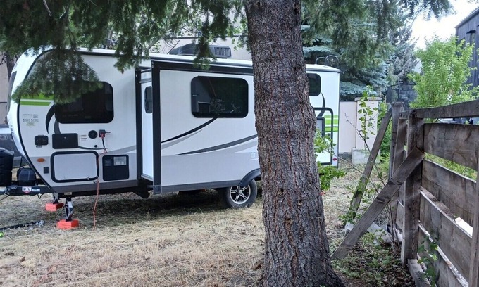 Warm Springs House | RV Parking in Paradise (Parking Space #B)