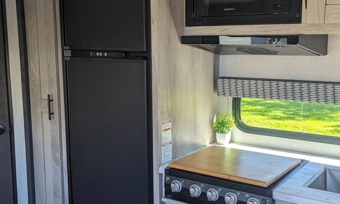 Milroy House | RV Rental - Hartman Center