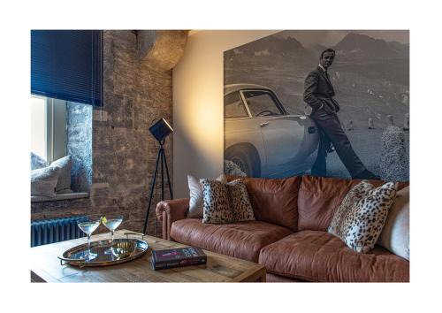 Plymouth Apartment | RWY Suite007 Luxury Signature Apartment with sea view & optional parking
