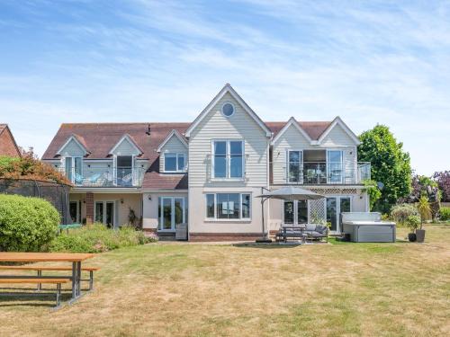 Brightlingsea House | Rydal House