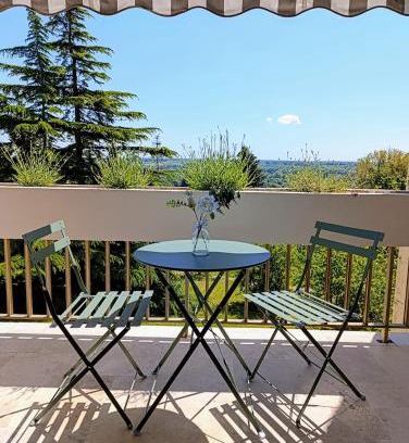 Montrichard Val de Cher Apartment | Séjour idéal Zoo de Beauval & Vallée des châteaux