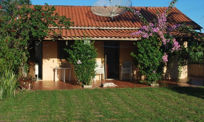 Porangaba House | Sítio com Lago,Piscina,Nascente,Churrasq,Forno,Gramado,Árvores,Pássaros.