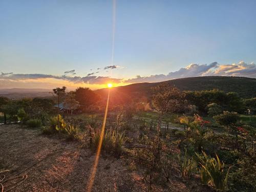 Carrancas House | Sítio com lindo pôr do sol, tranquilidade na serra de Carrancas com riacho