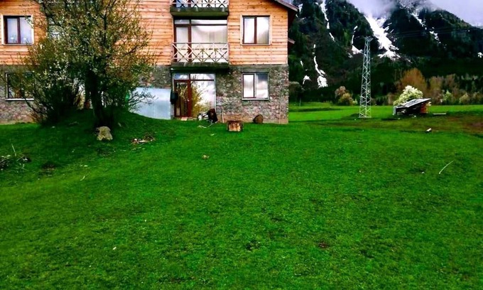 Savsat Apartment | Süles Apart Evleri