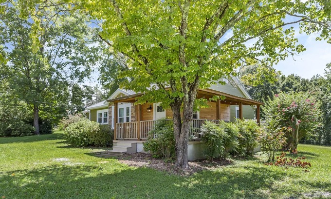 Salem House | S. Circle - Beautifully Restored Home