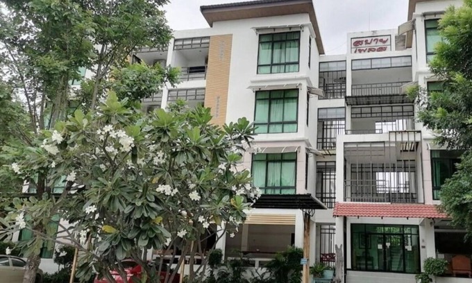 Lat Krabang Apartment | SabaiPlace Hotel
