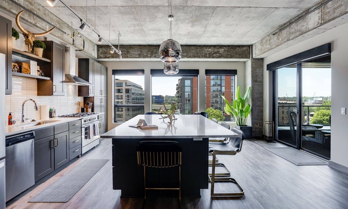 Warehouse District Condo | Sable 501 - Luxury Two Story Loft