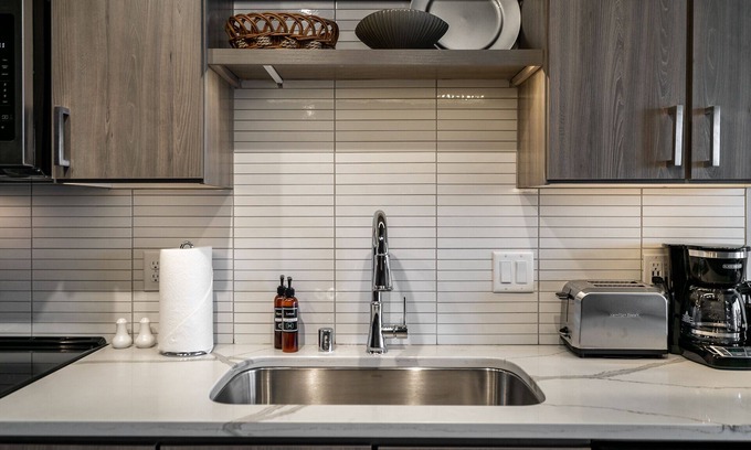 Warehouse District Condo | Sable 802 - Alcove
