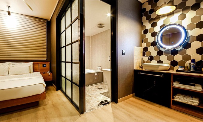 Sacheon Hotel | Sacheon 2in1