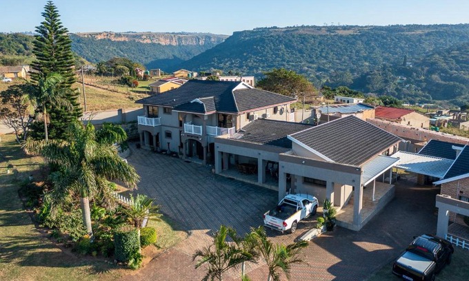 Mzamba Beach Bed & Breakfast | Sada Boutique Hotel