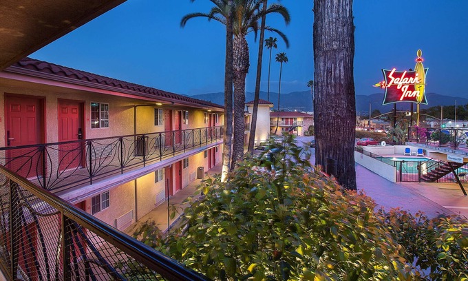 Burbank Hotel | Safari Inn, a Coast Hotel