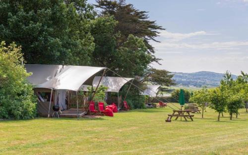 Yarmouth Apartment | Safari Tent 3 At Tapnell Farm