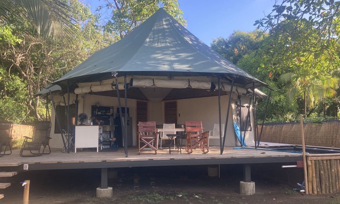 Savegre Ski Chalet | Safari tent on the beach. Near Manuel Antonio, nature, beach and plunge pool